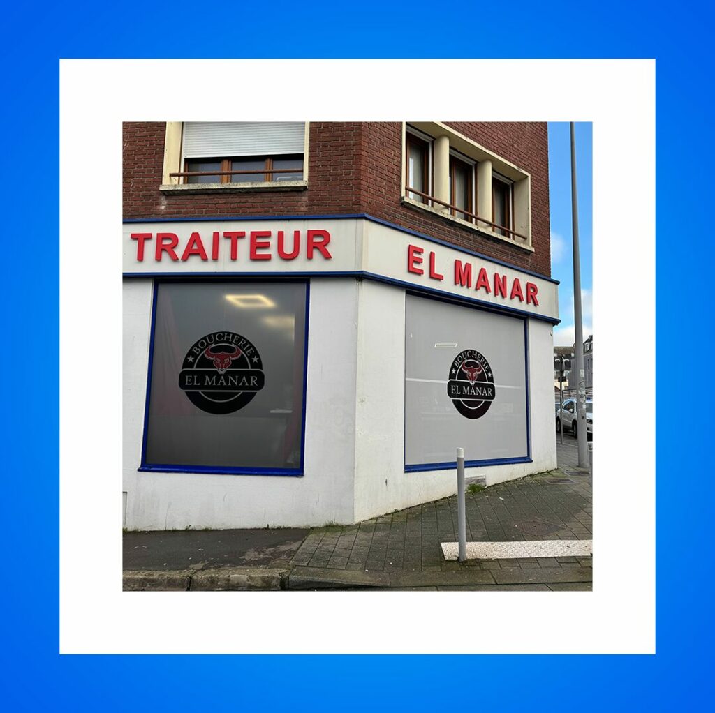 Vitrophanie publicitaire