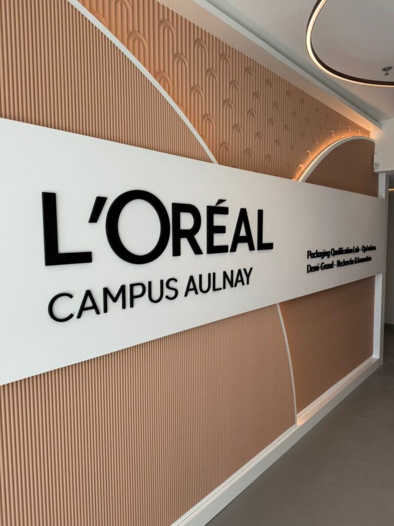Plaque signalétique intérieure L'Oréal Campus Aulnay